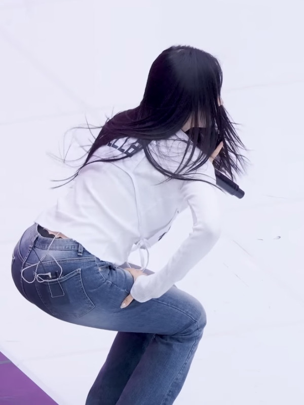 리허설 중인 에스파 윈터 지젤
