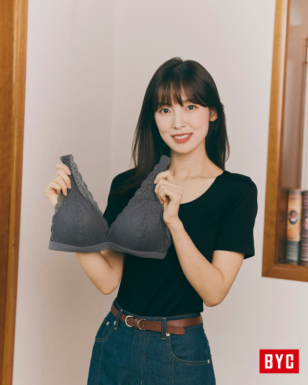 오마이걸 아린 현역 여자아이돌 속옷모델