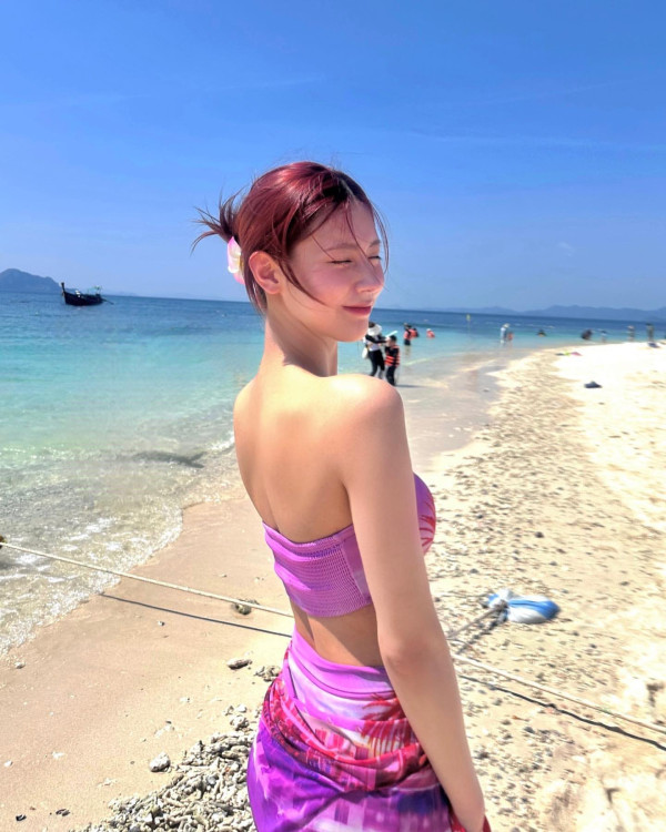 비키니 입은 아이들 조미연 몸매