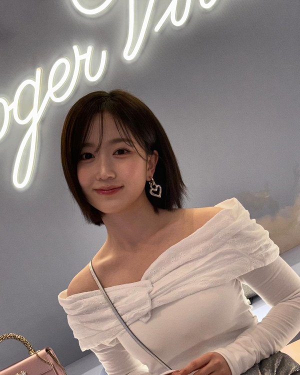 오프숄더 원피스 요즘 미모 물오른 엔믹스 해원