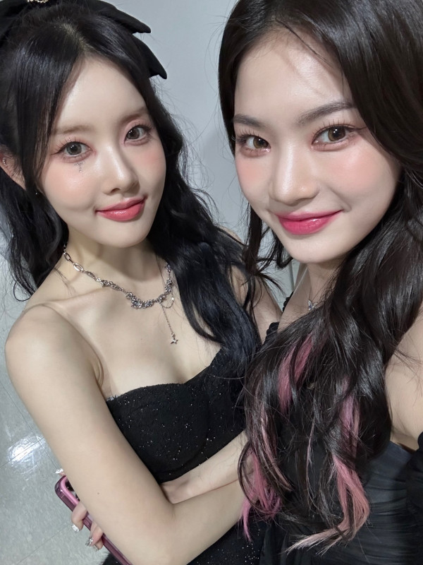 스테이씨 시은 블랙원피스