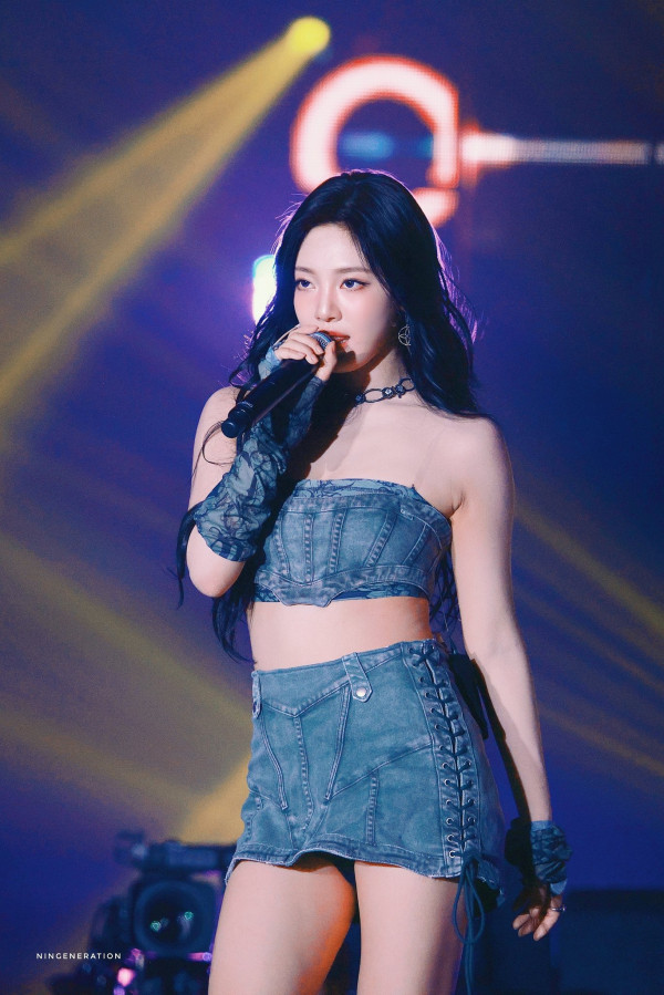 망사스타킹 에스파 닝닝,지젤