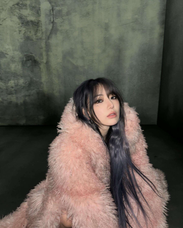 보일러실에서 르세라핌 사쿠라