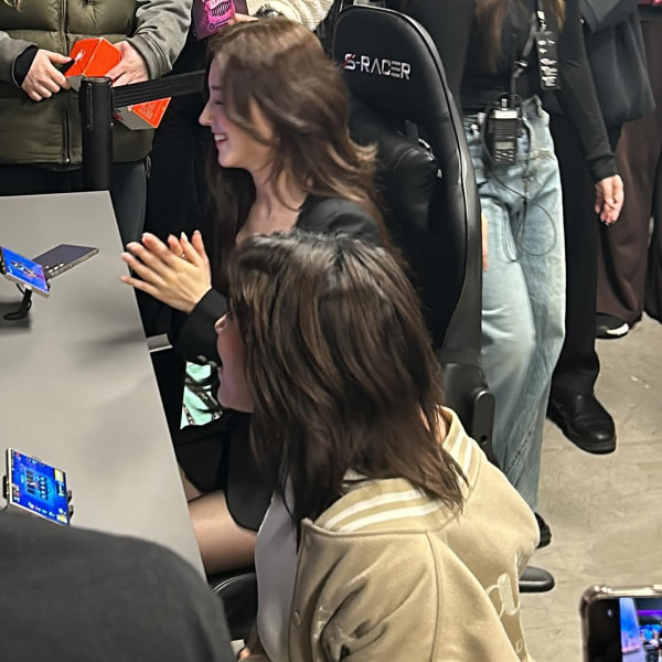 뉴욕에서 모모랜드 낸시