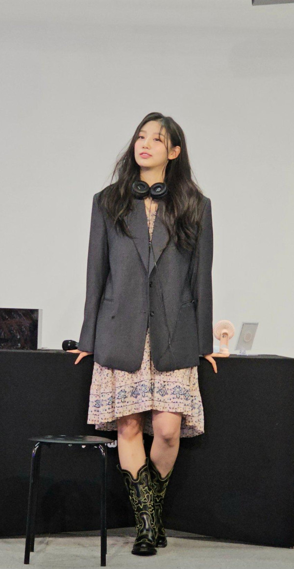 꽃원피스 입은 러블리즈 정예인