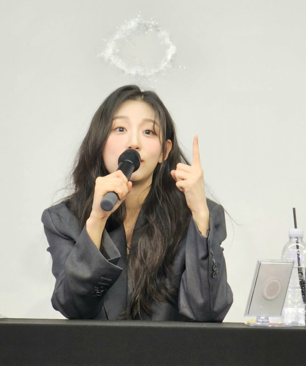 꽃원피스 입은 러블리즈 정예인