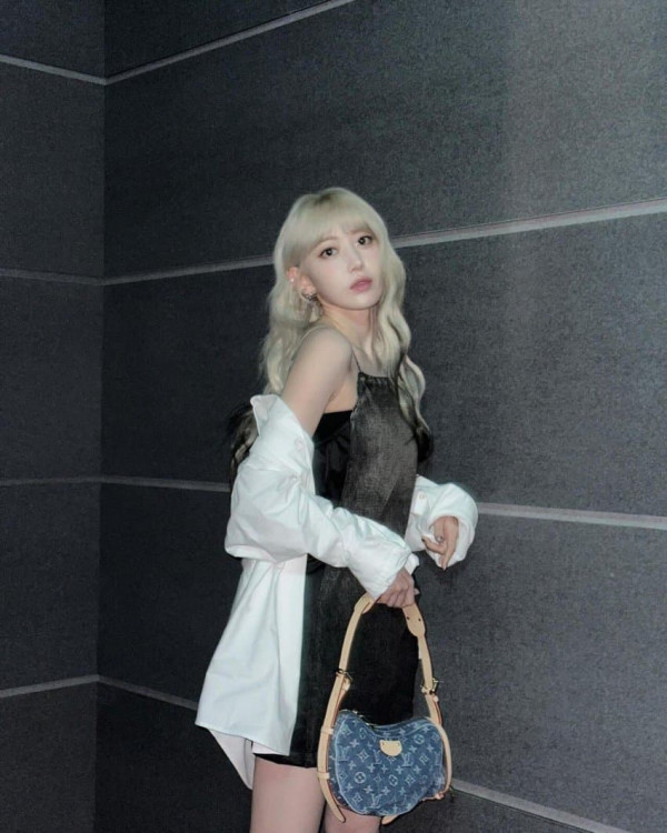르세라핌 사쿠라 인스타 짤
