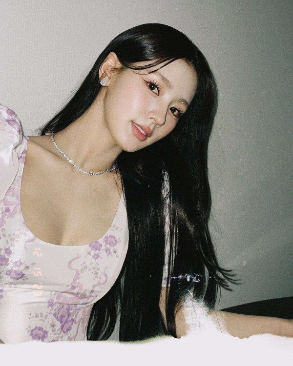 꽃무늬 드레스 여자아이들 미연