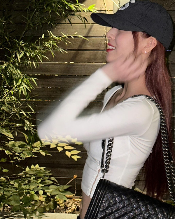 골반이 돋보이는 ITZY 유나