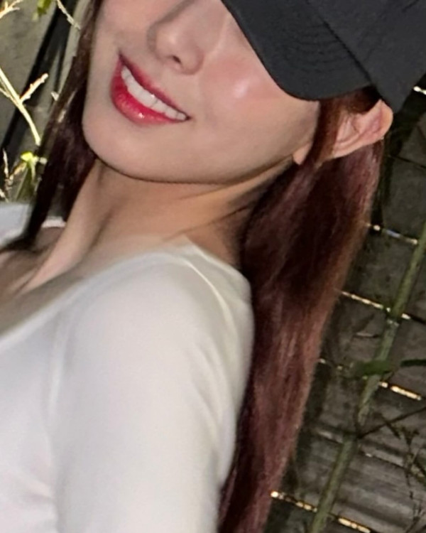 골반이 돋보이는 ITZY 유나