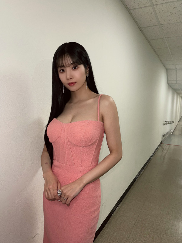 권은비 몸매 수준