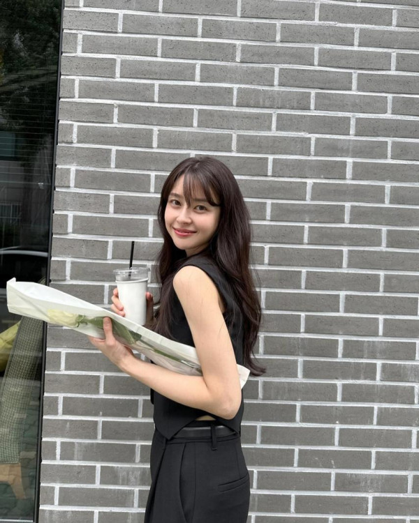 란제리룩 원피스 권나라