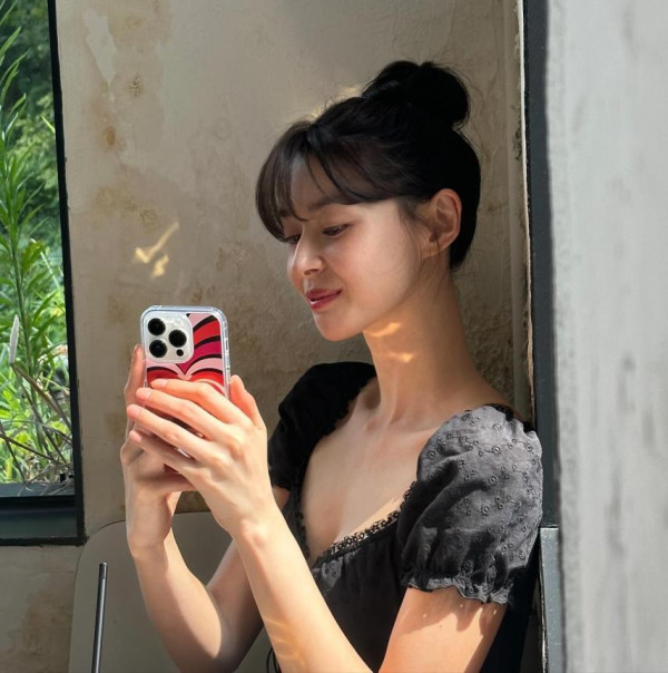 란제리룩 원피스 권나라