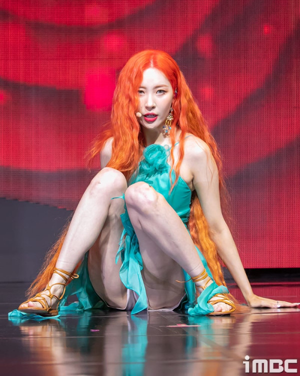 아슬아슬한 패션 선미