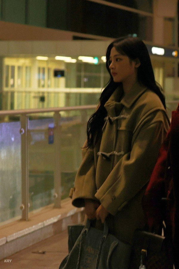 뉴진스 민지 오똑한 콧날