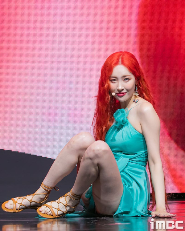 아슬아슬한 패션 선미