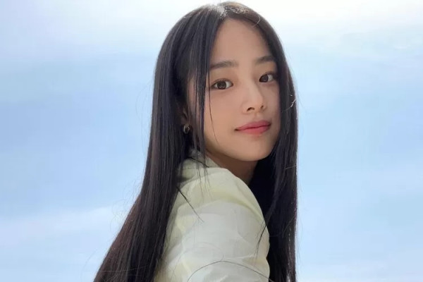 뉴진스 민지 오똑한 콧날