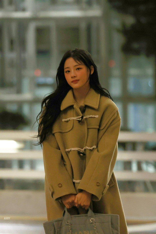 뉴진스 민지 오똑한 콧날