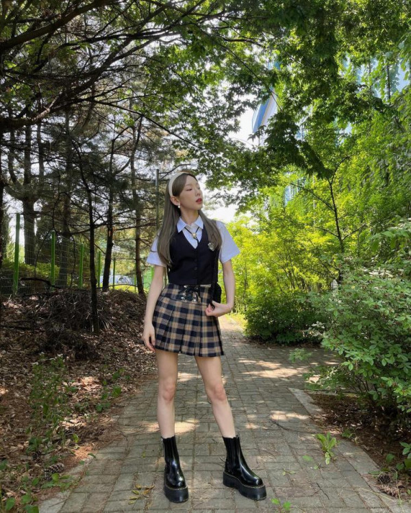 교복 입은 소녀시대 태연