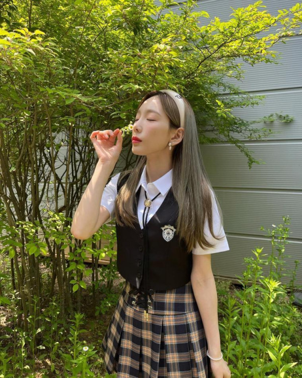 교복 입은 소녀시대 태연