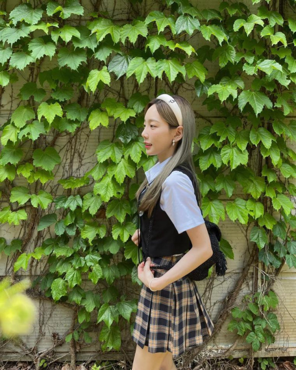 교복 입은 소녀시대 태연