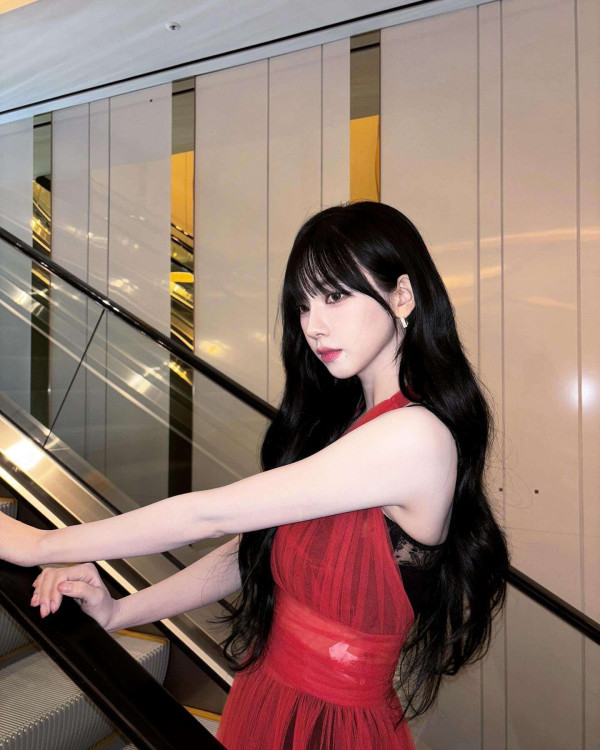 망사스타킹 에스파 카리나