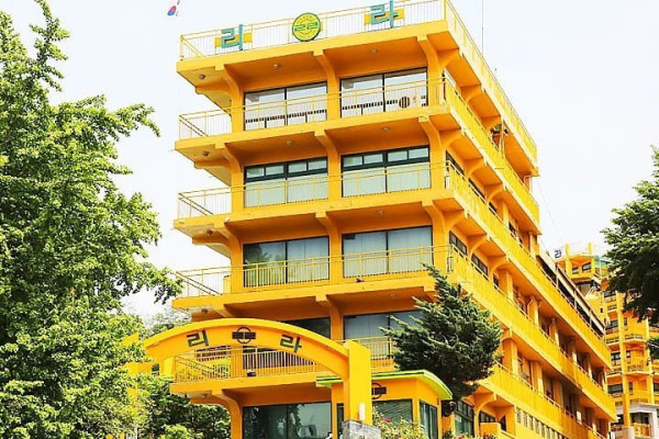 부자만 다닌다는 의대 등록금 수준 초등학교