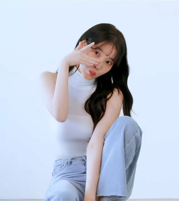 꾸준한 아이유