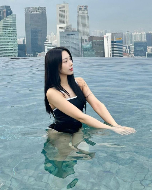 베스티 정유지 수영복 몸매