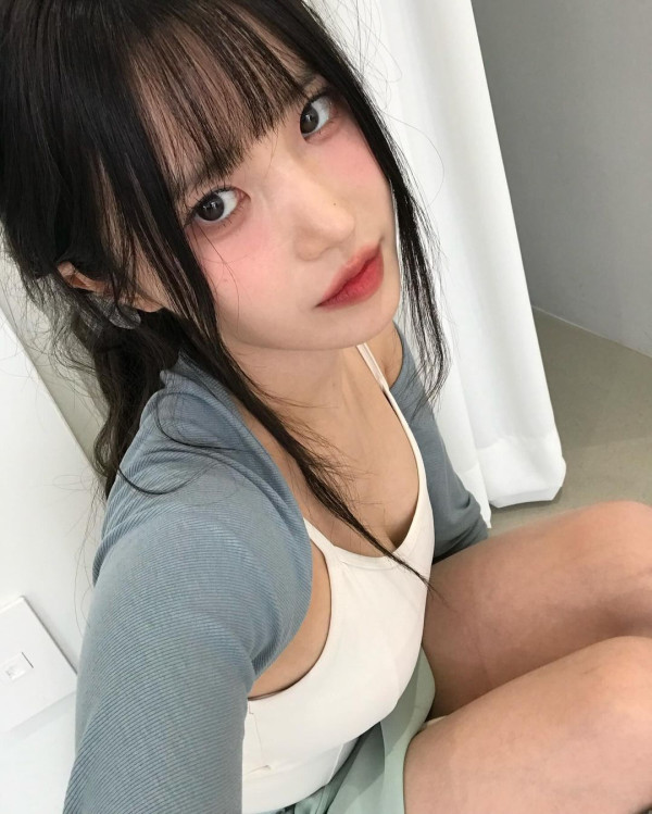 발레복 입은 프로미스나인 송하영