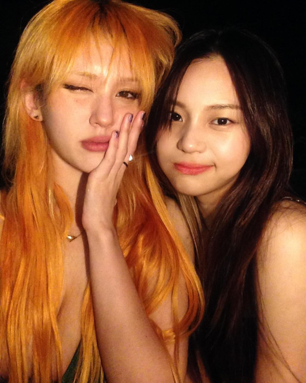 전소미와 비비지 엄지 셀카