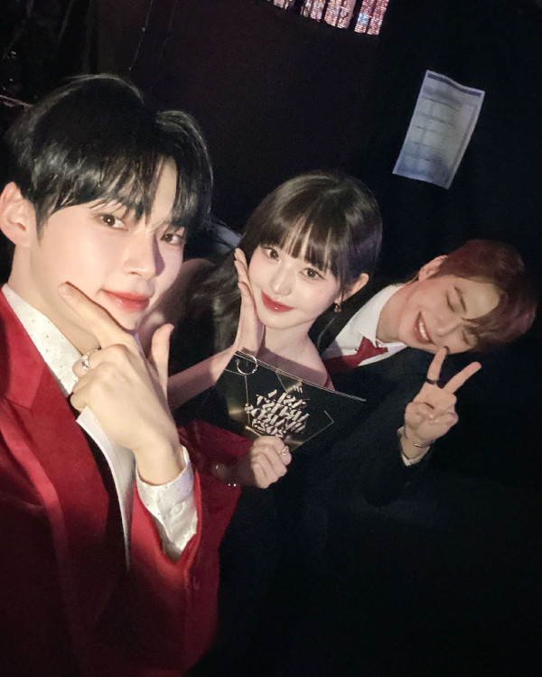 아이브 장원영 빨간 드레스-AAA 어워즈