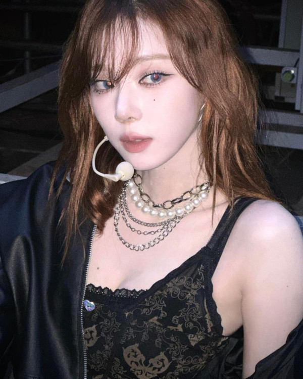 야한 블랙 레이스 란제리슬립 에스파 윈터