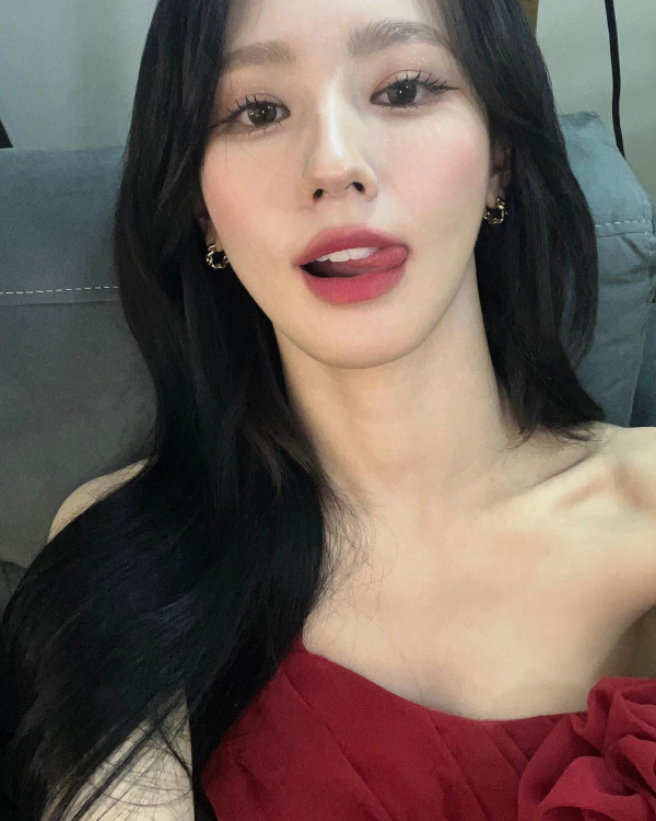 (여자)아이들 미연 셀카