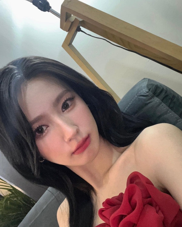 (여자)아이들 미연 셀카