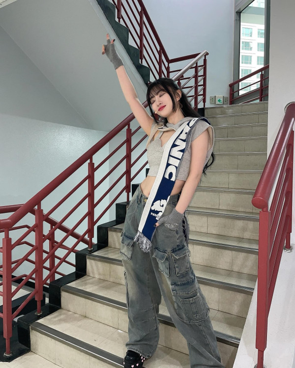 회색 란제리룩 탱크탑 드림캐쳐 수아