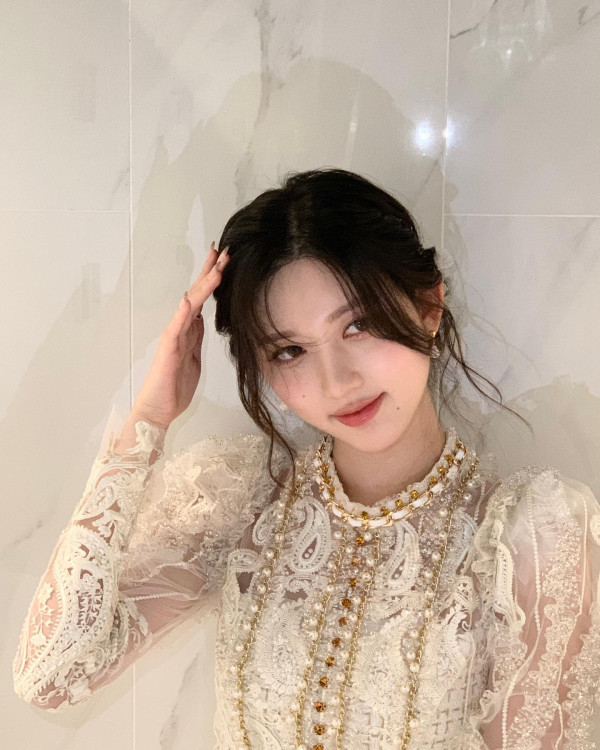 화려한 의상 아이브 가을