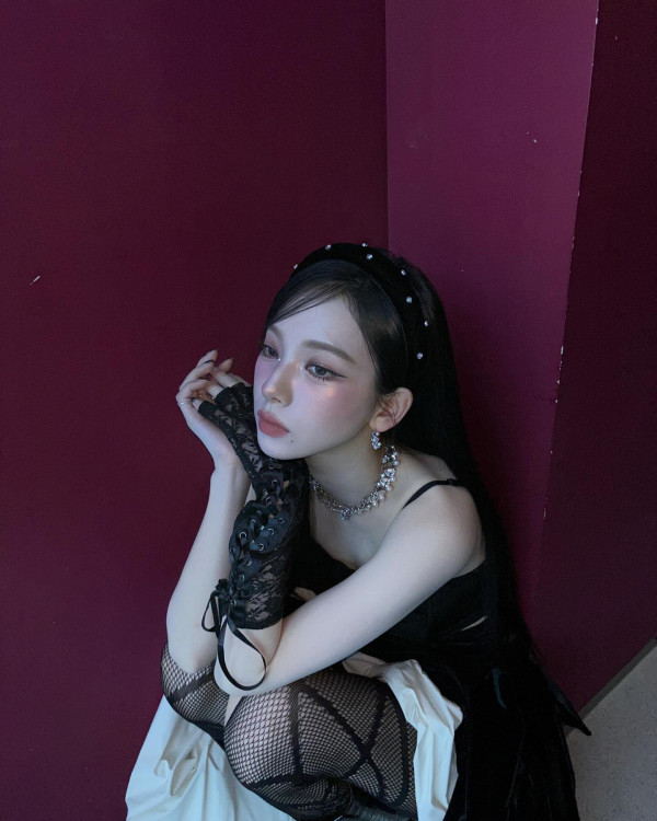 망사스타킹 에스파 카리나