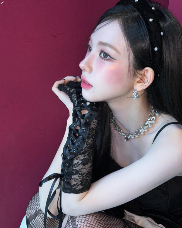 망사스타킹 에스파 카리나