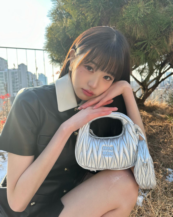 IVE 장원영 블랙원피 각선미