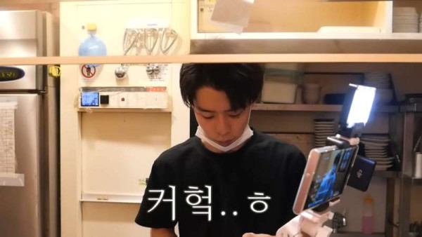 일본가서 사장님이 자동으로 한국말 하게 만들어버린 먹방 유튜버