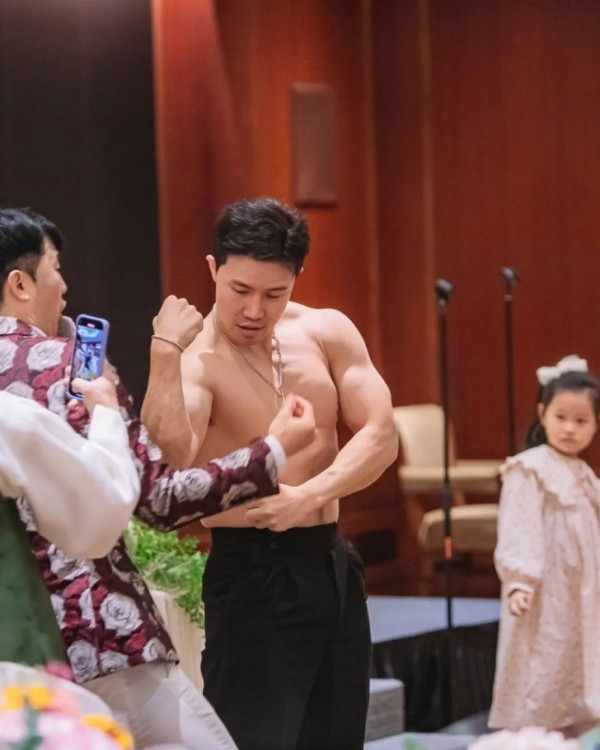 유세윤 어머님 칠순잔치 클라스