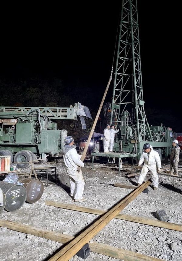 광산 매몰사고 구조에 동원된 부대