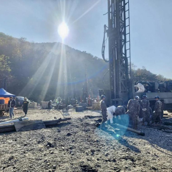 광산 매몰사고 구조에 동원된 부대