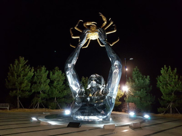 영덕에 있는 영덕대게 동상