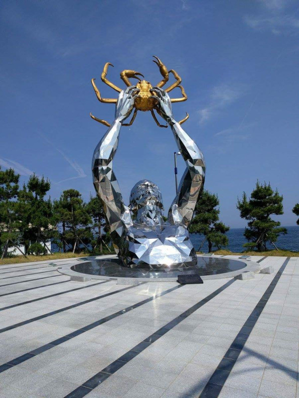 영덕에 있는 영덕대게 동상