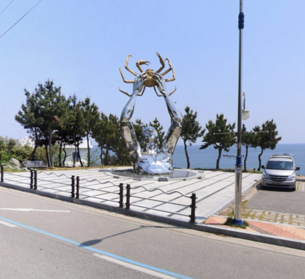 영덕에 있는 영덕대게 동상