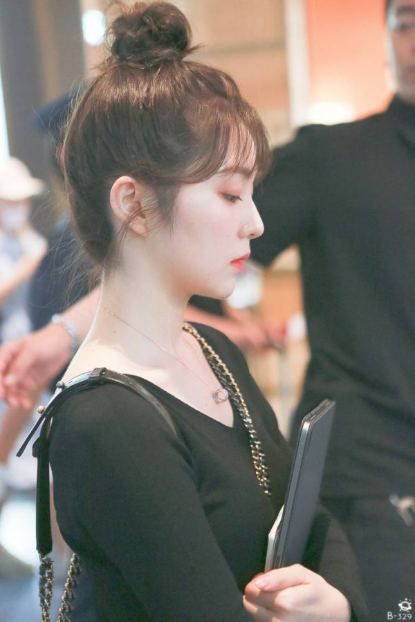 도도한 표정 레드벨벳 아이린