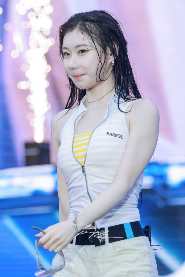 ITZY 채령 - 워터밤