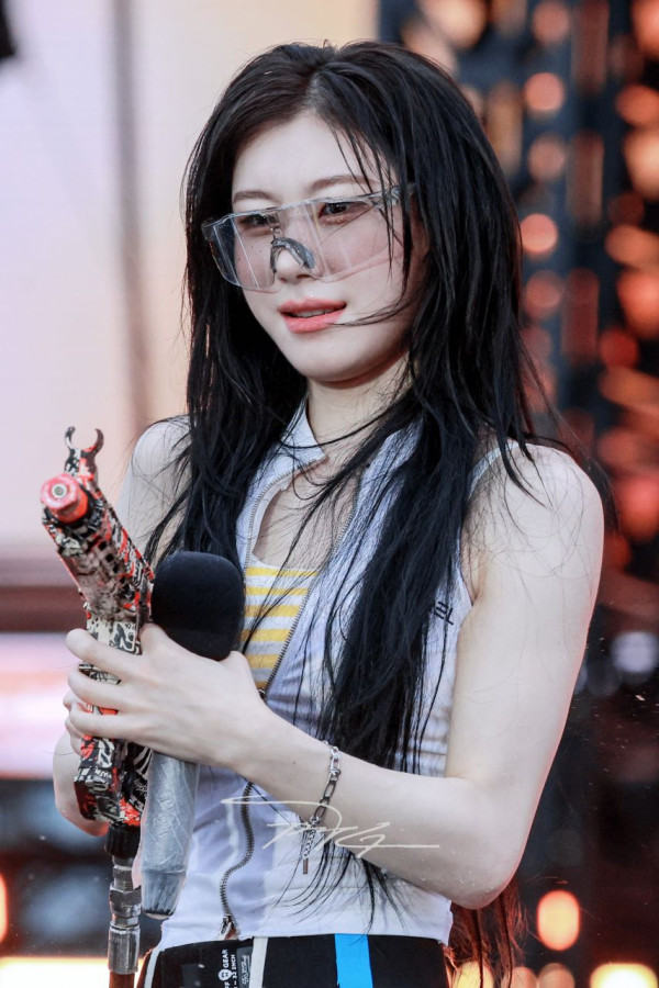 ITZY 채령 - 워터밤